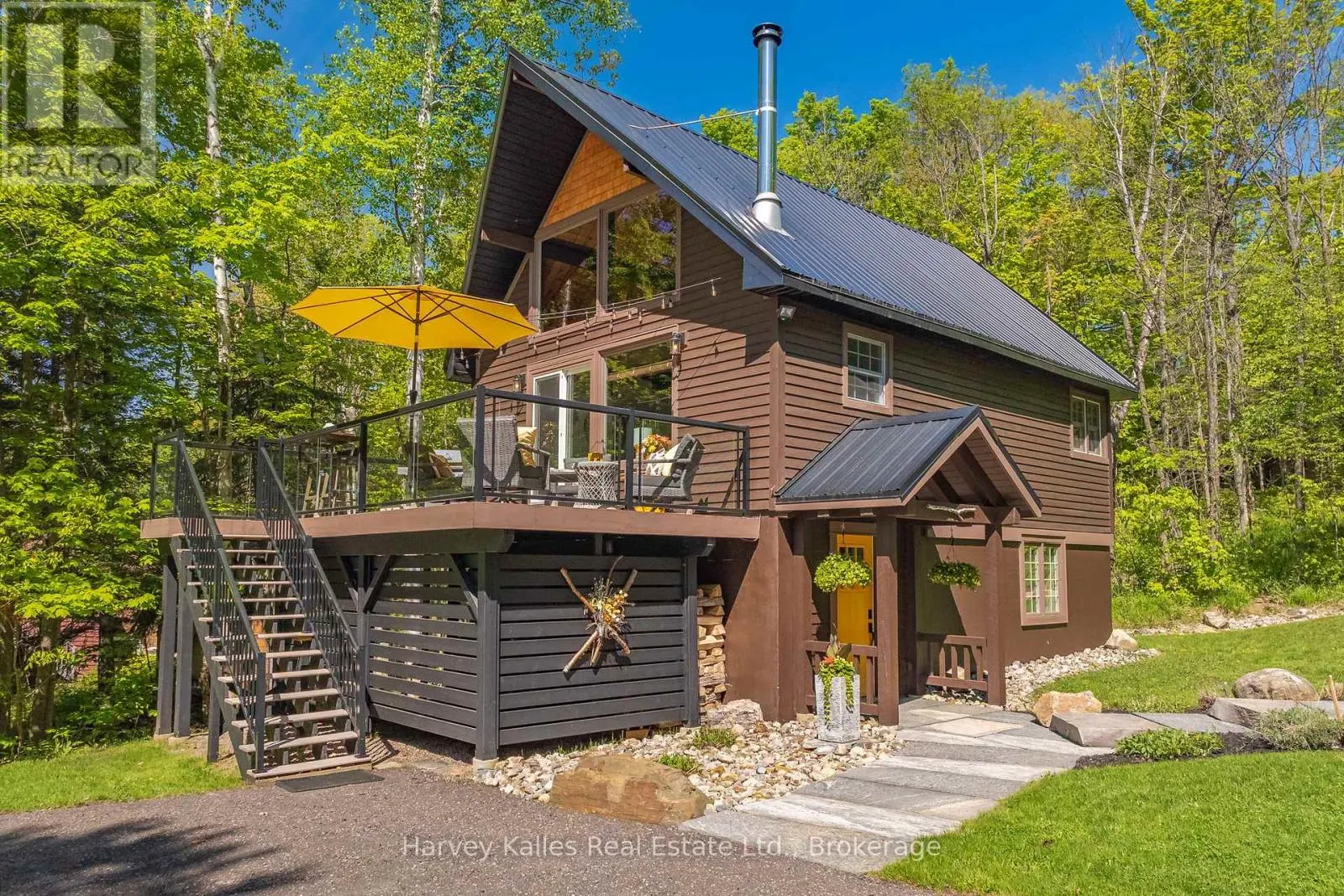 157 CHALET CRESCENT