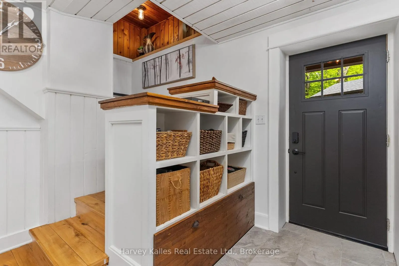 157 CHALET CRESCENT