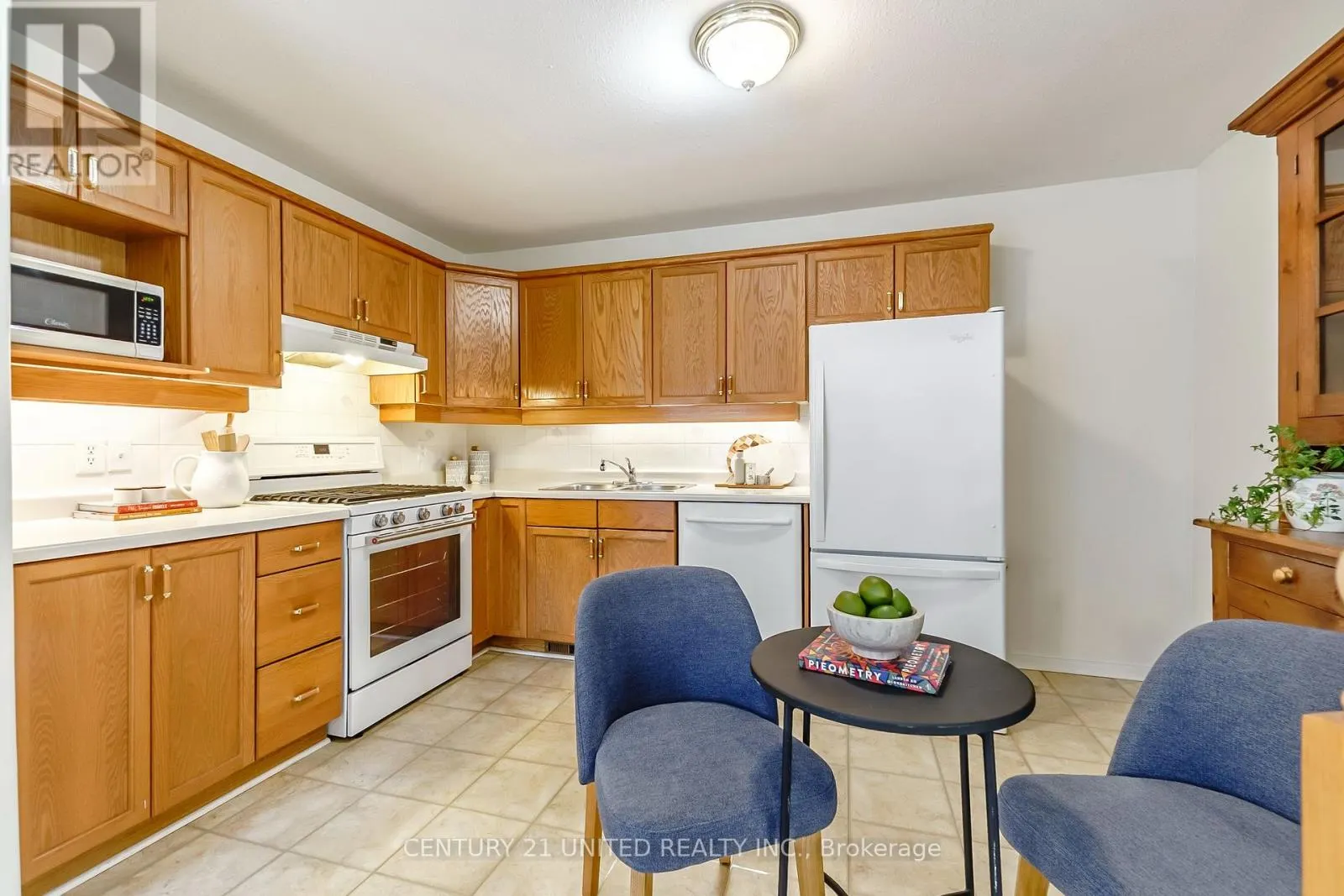 626 TRAILVIEW DRIVE