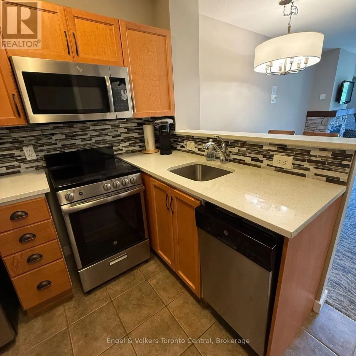 322 - 156 JOZO WEIDER BOULEVARD #322