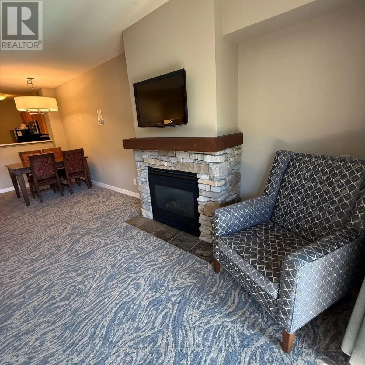 322 - 156 JOZO WEIDER BOULEVARD #322