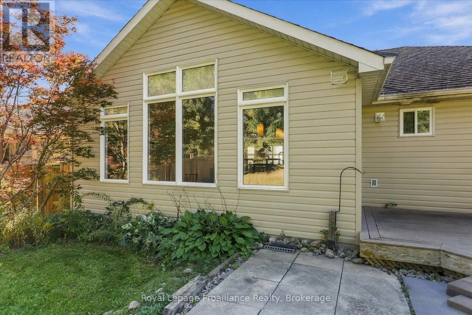 82 PARCELLS CRESCENT