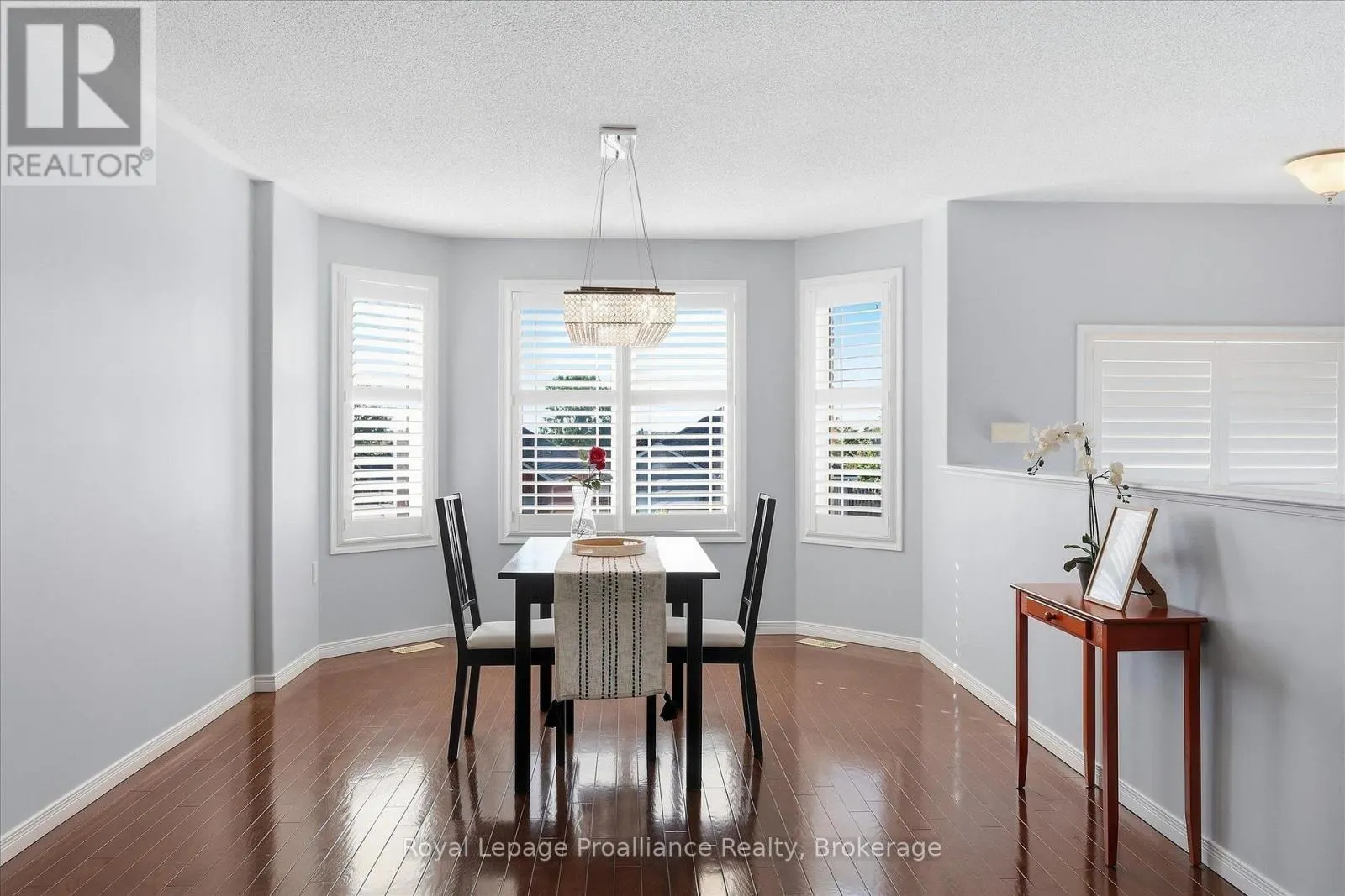 82 PARCELLS CRESCENT