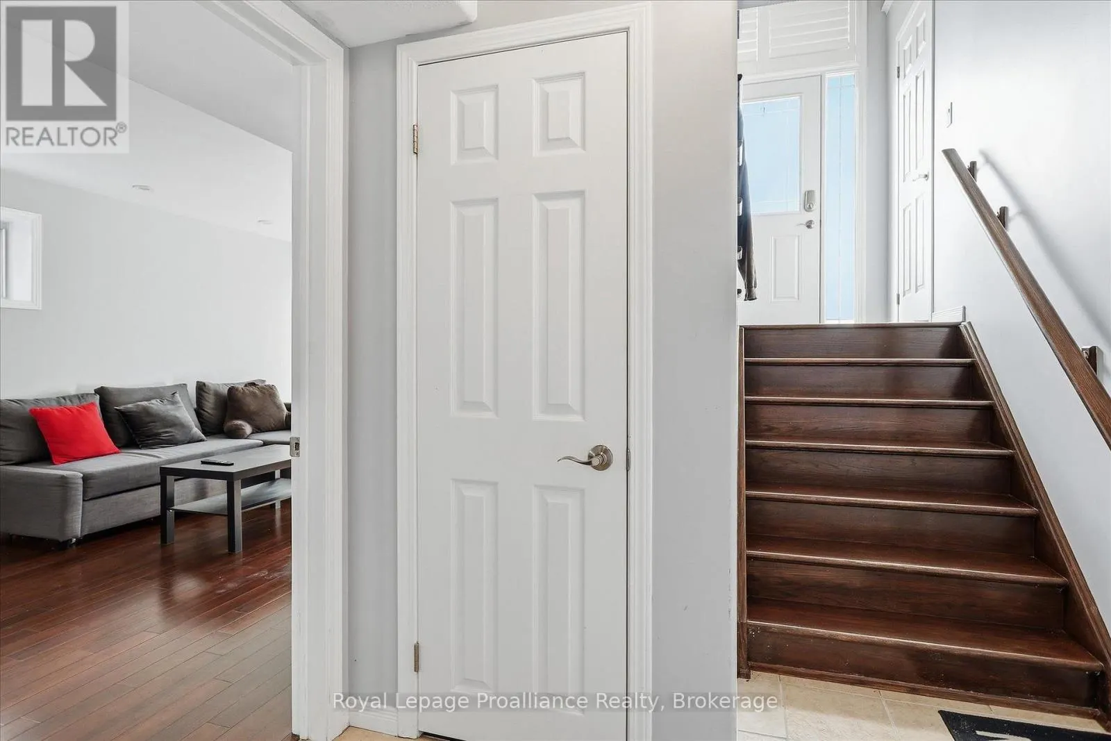 82 PARCELLS CRESCENT