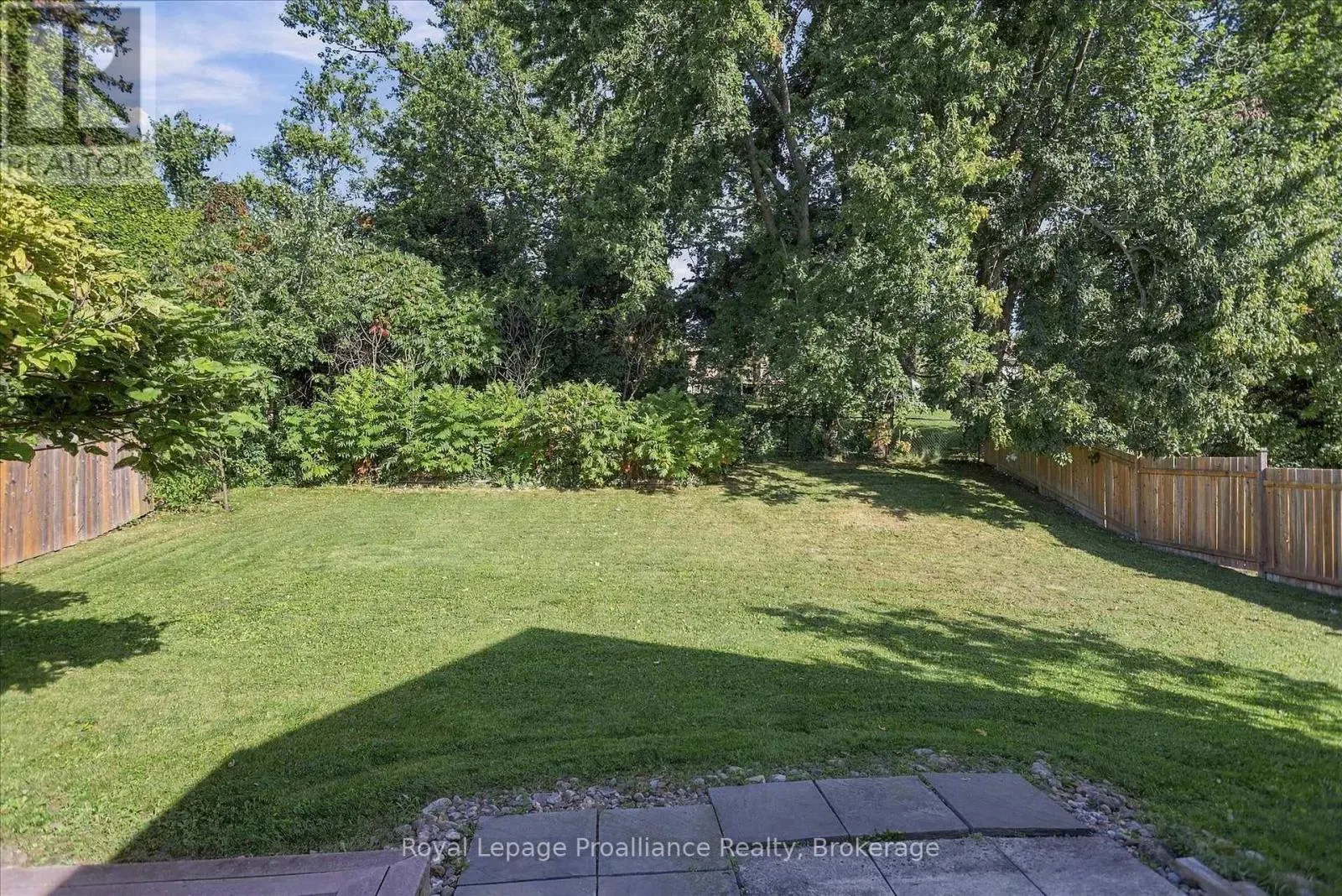 82 PARCELLS CRESCENT