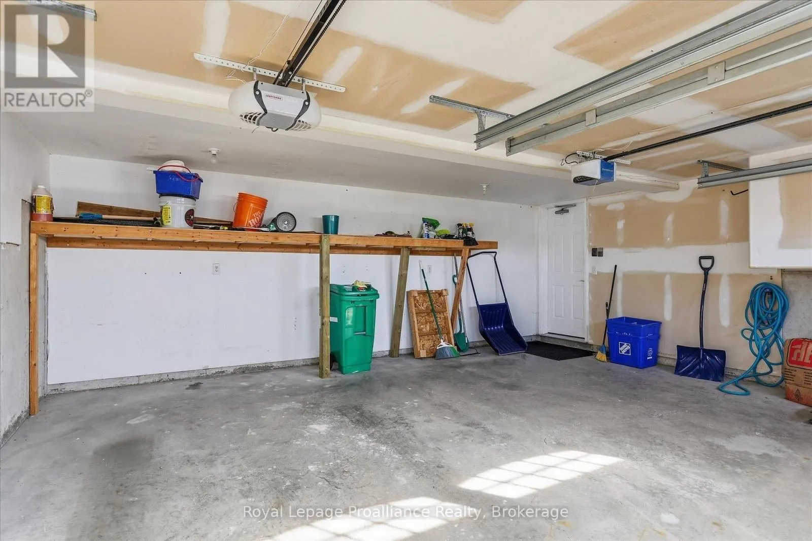 82 PARCELLS CRESCENT