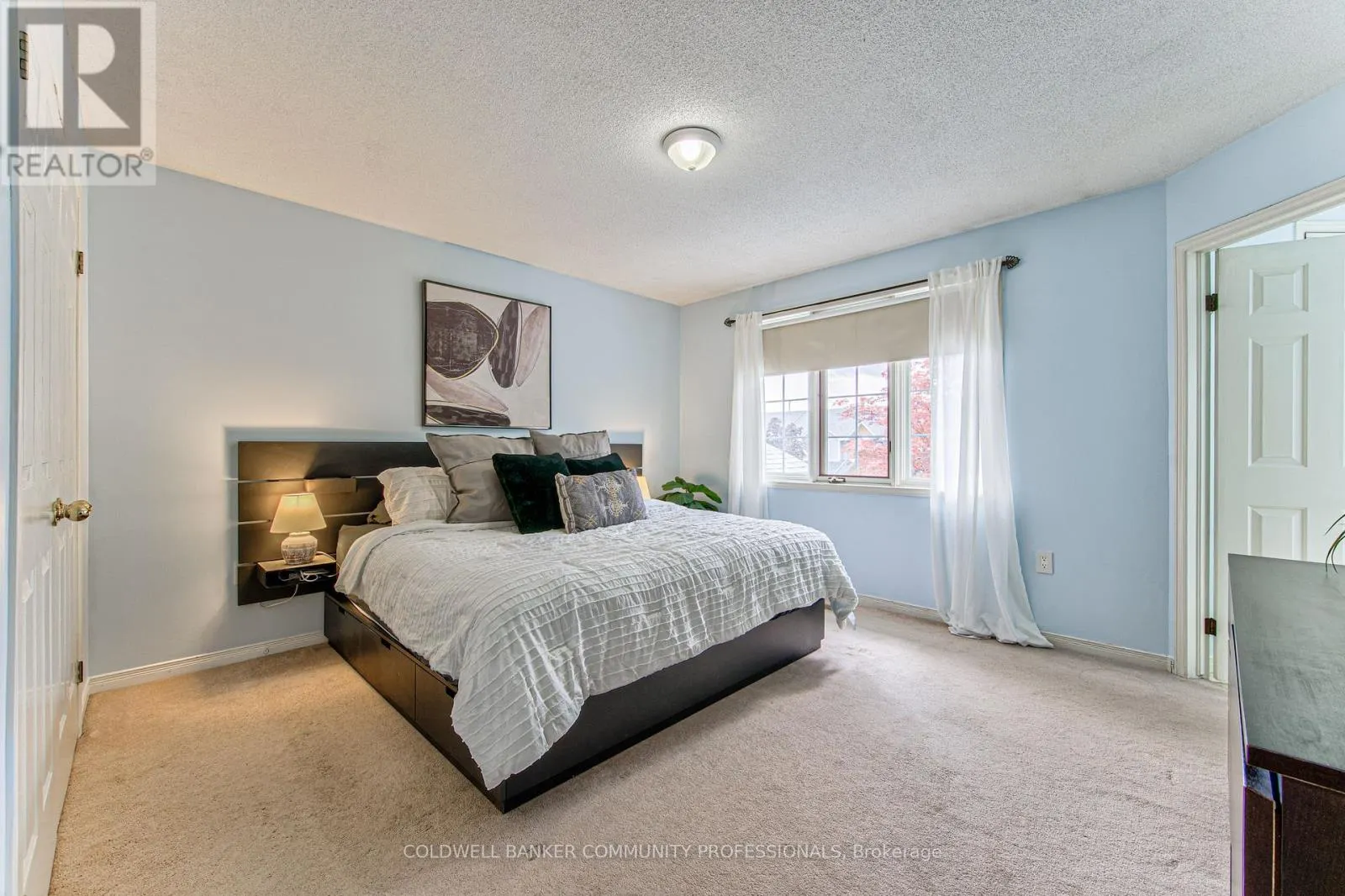 86 CHELSEA CRESCENT