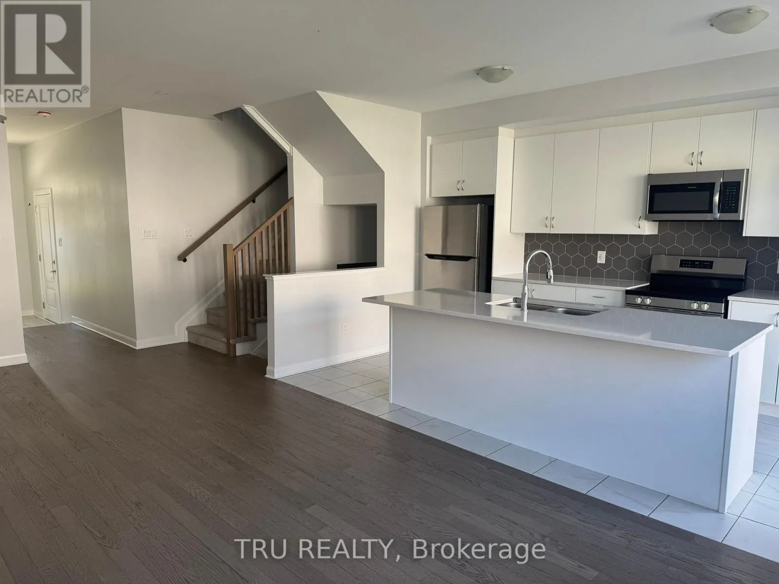 76 OSLER STREET