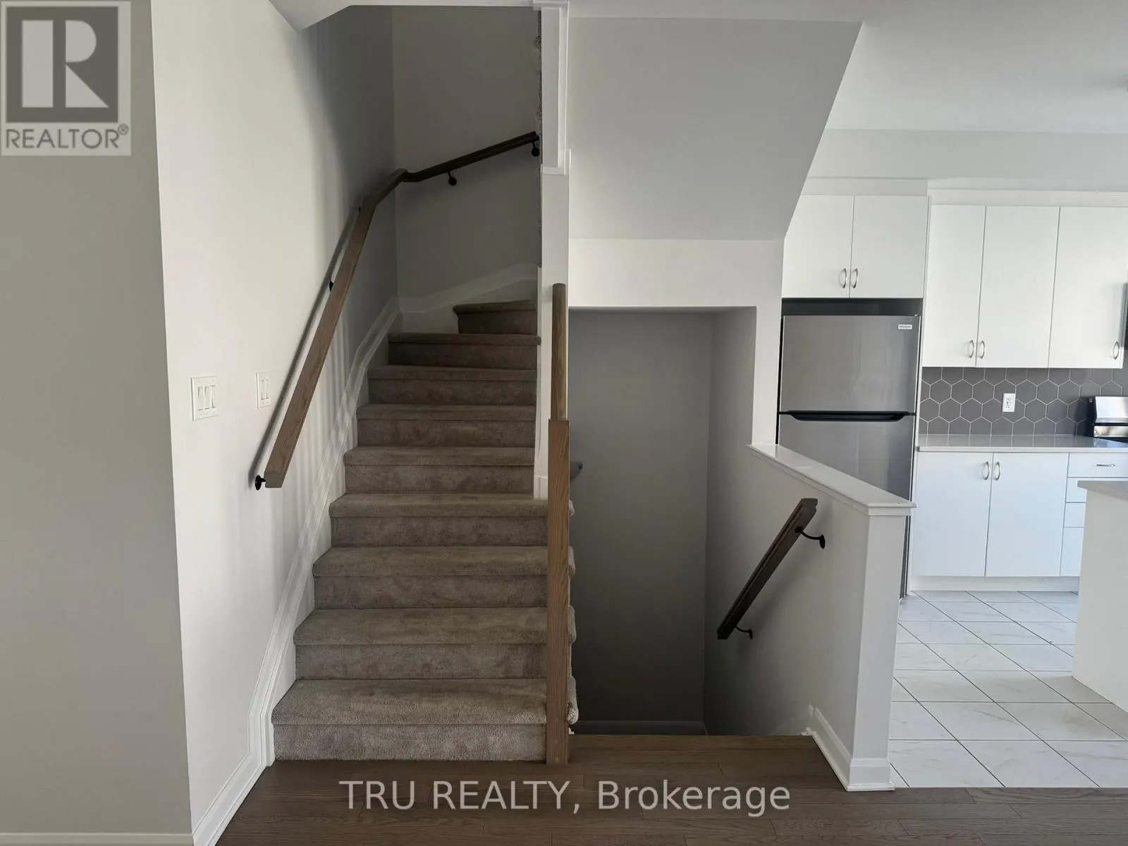 76 OSLER STREET