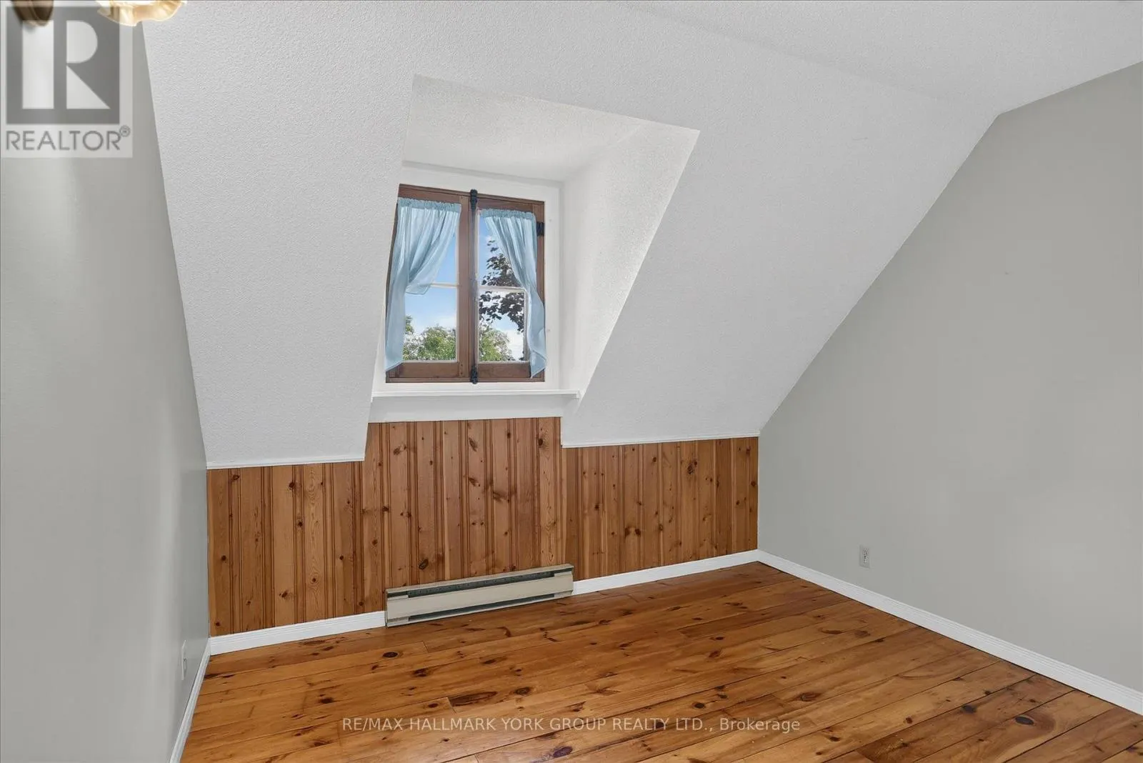 334 MOORINGS DRIVE