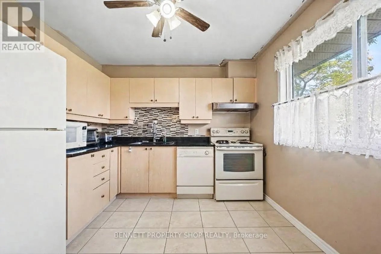 33 - 2669 SOUTHVALE CRESCENT