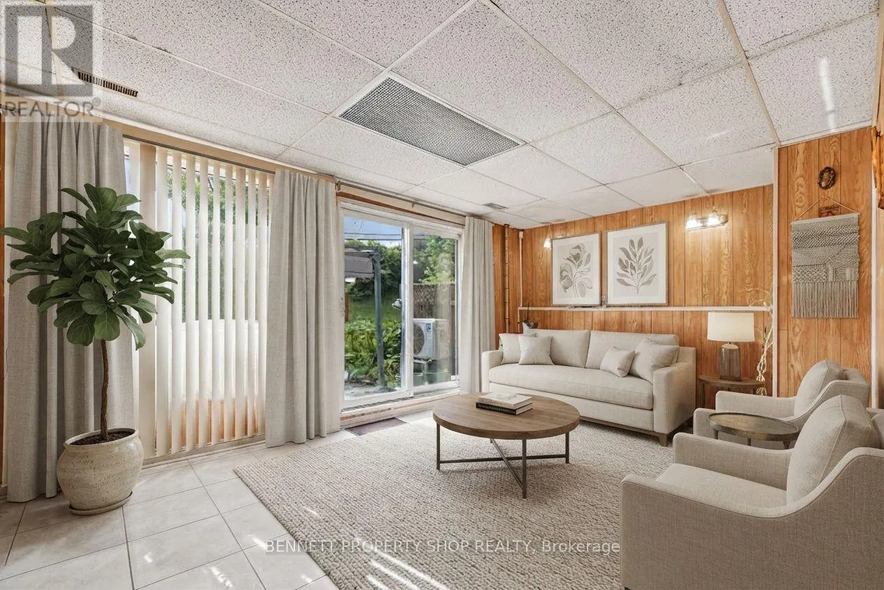 33 - 2669 SOUTHVALE CRESCENT