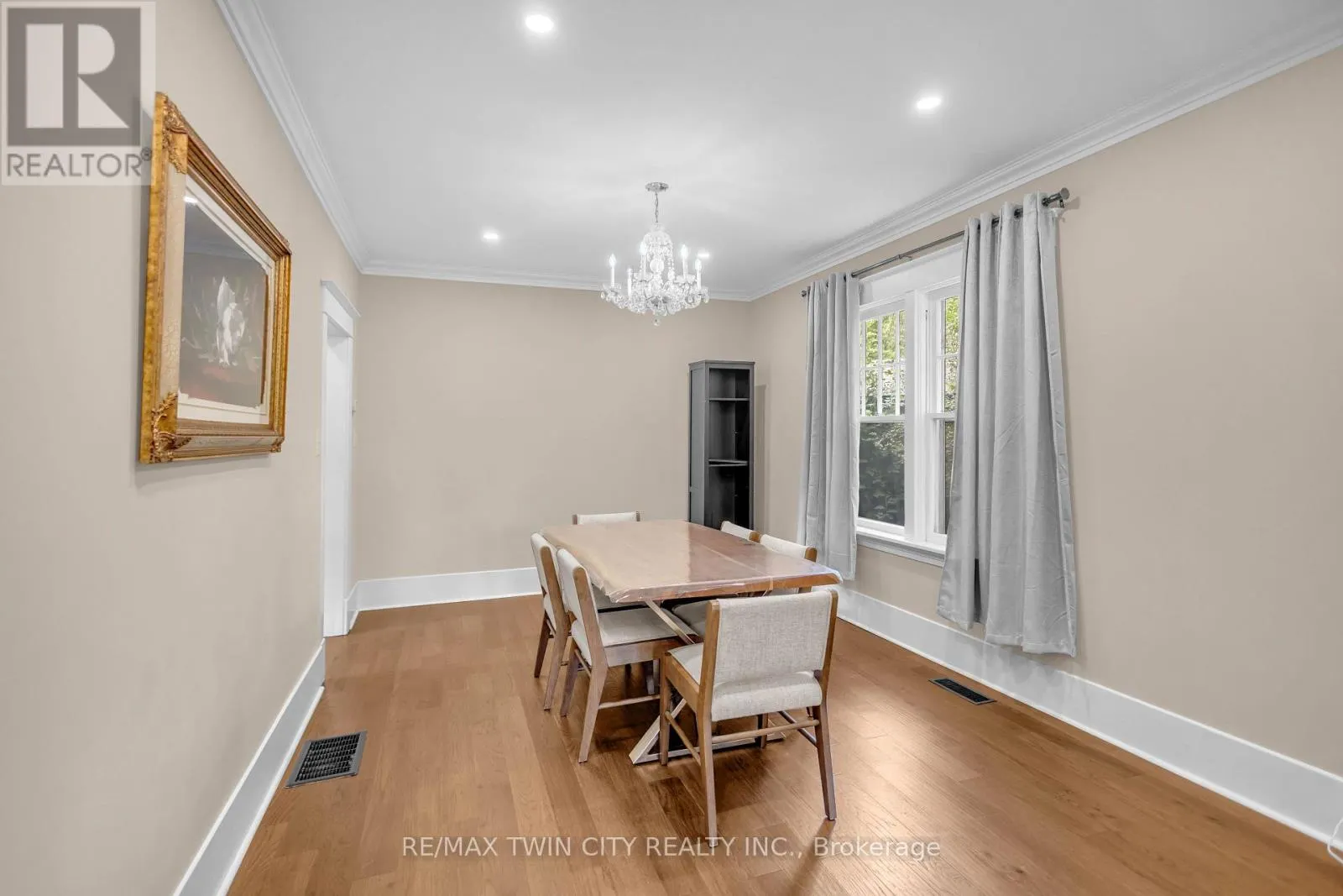 11 TUTELA HEIGHTS ROAD