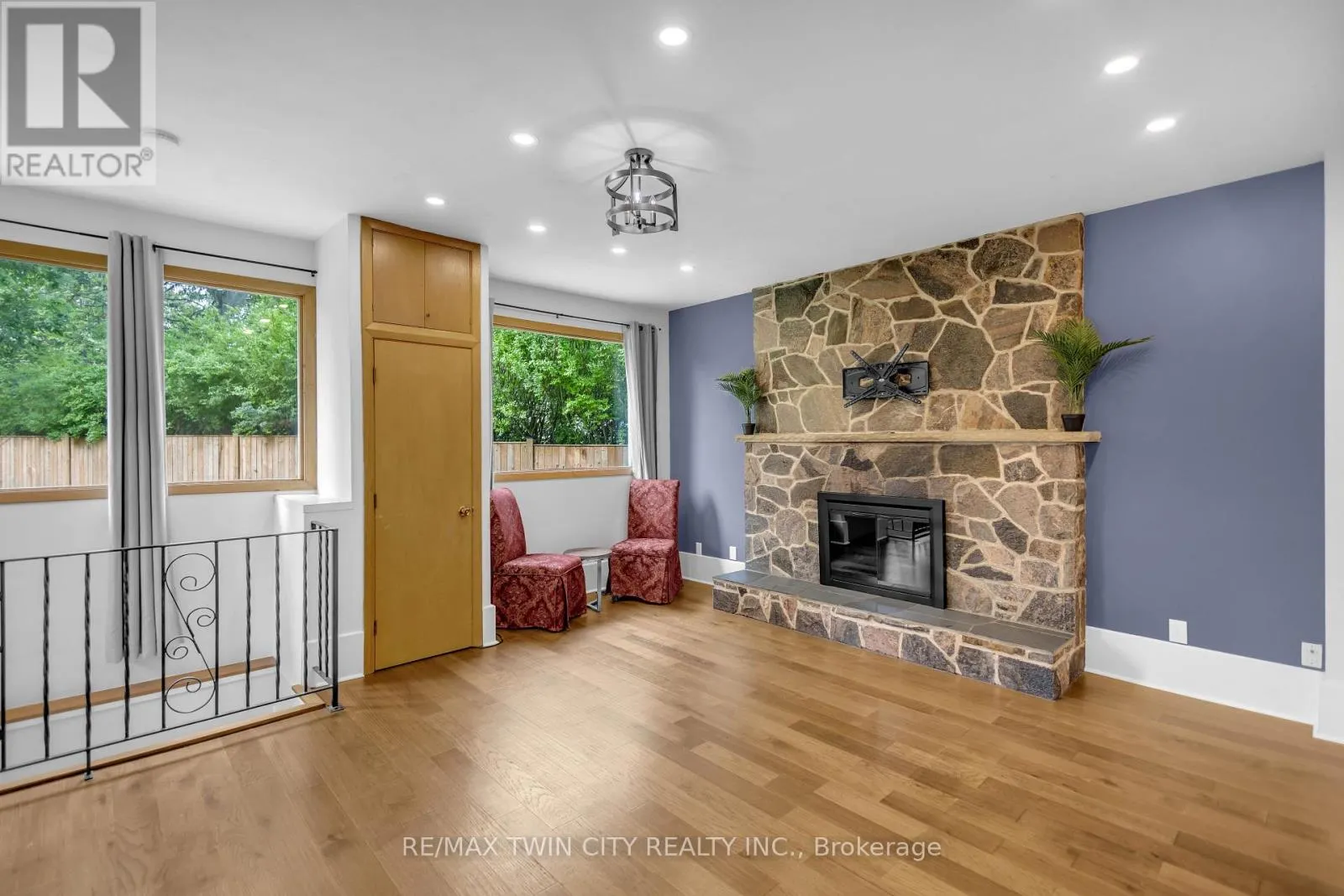 11 TUTELA HEIGHTS ROAD