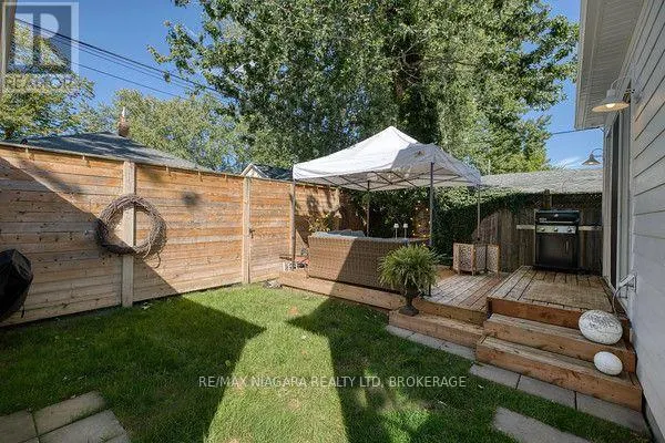 313 BEECHWOOD AVENUE W