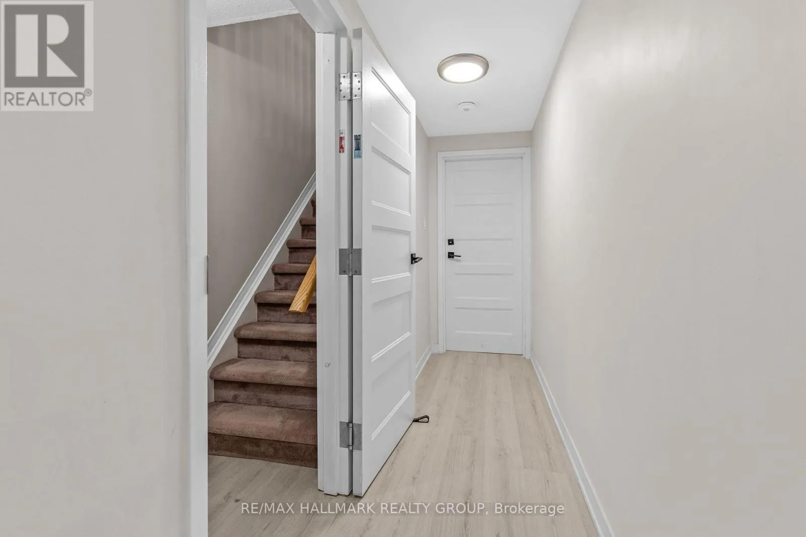 5 RAYBURN STREET