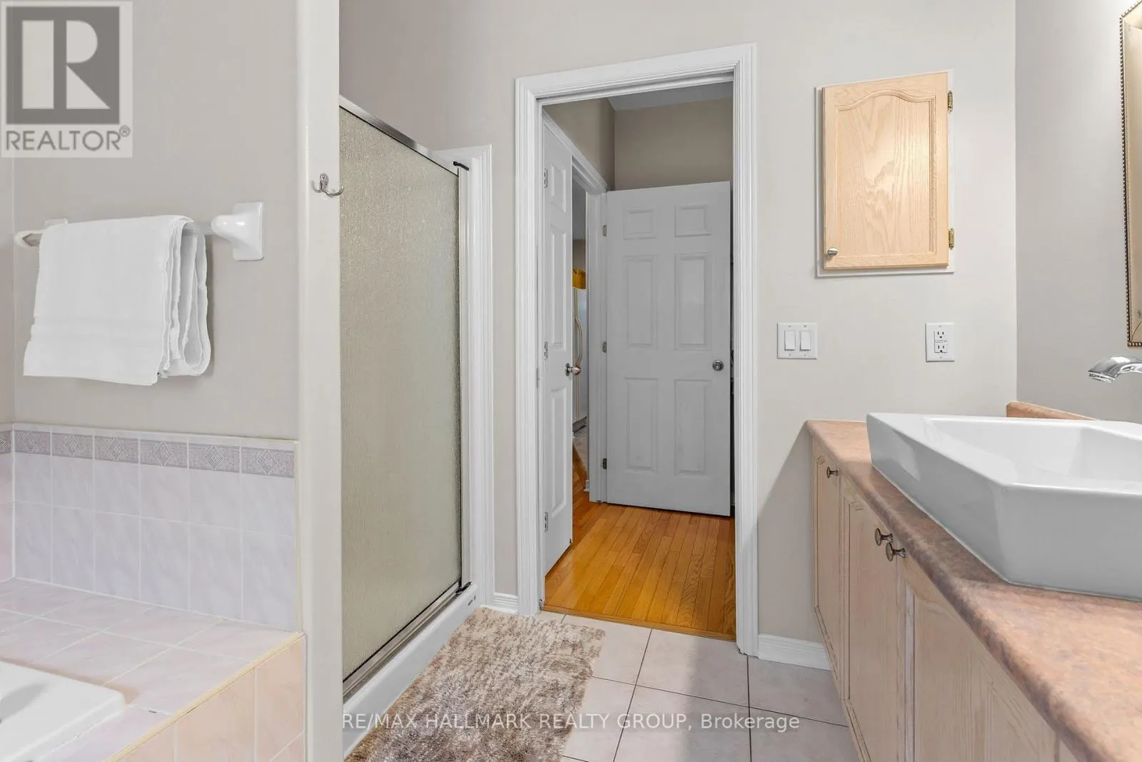 5 RAYBURN STREET