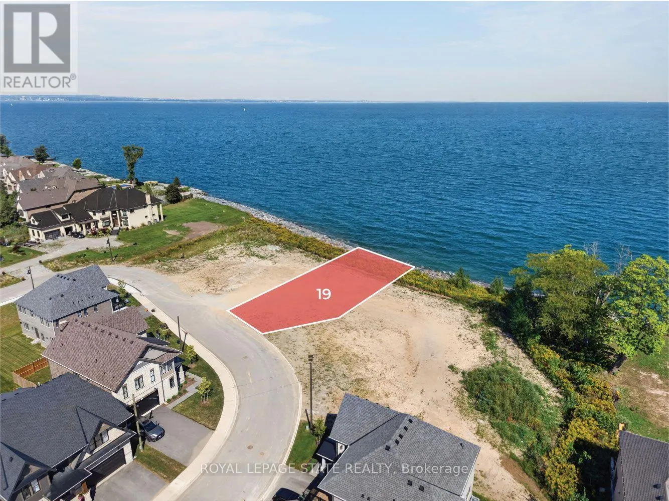 19 - 100 WATERSHORE DRIVE