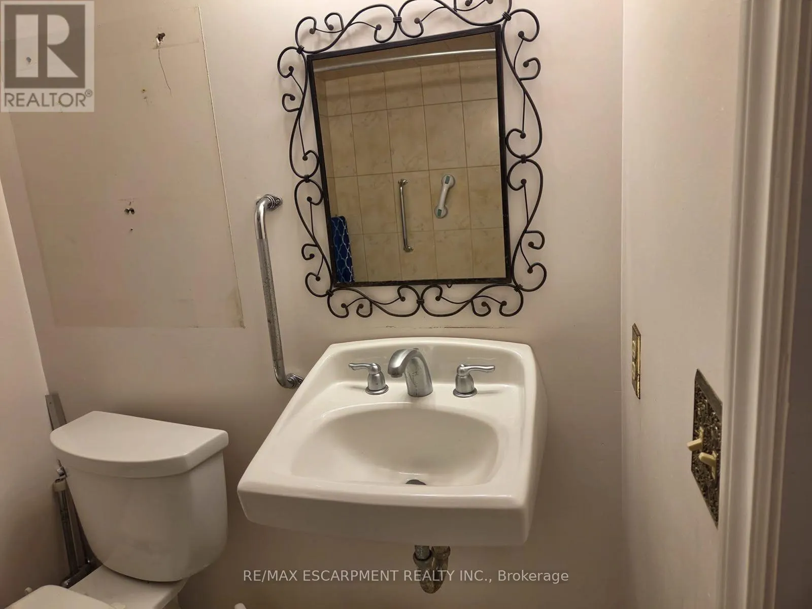 201 - 240 QUIGLEY ROAD