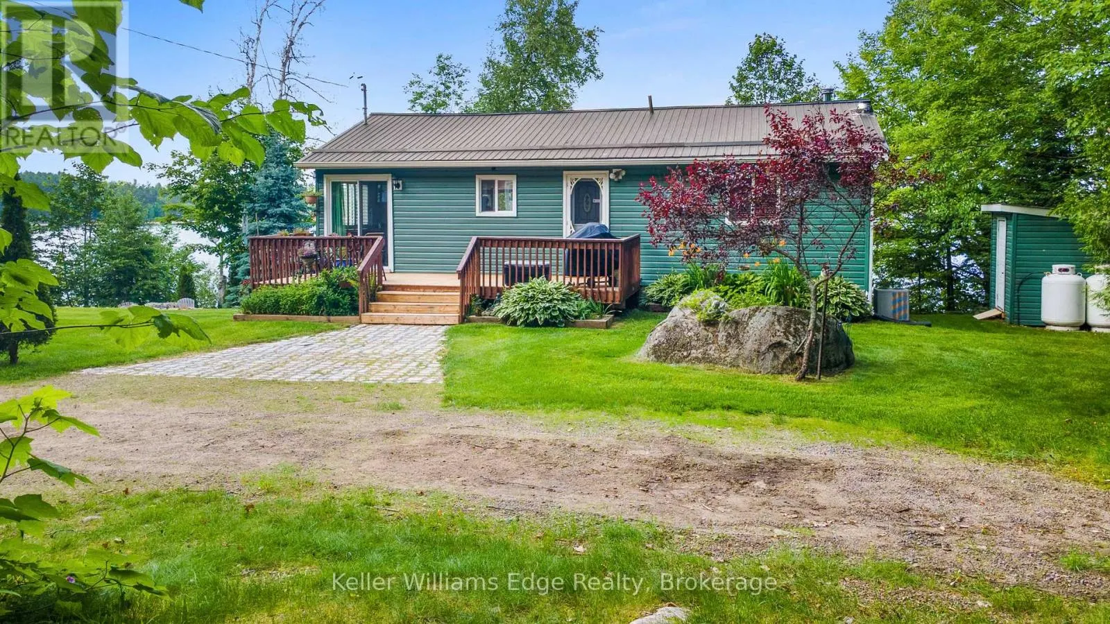 1128 KAMANISKEG LAKE ROAD
