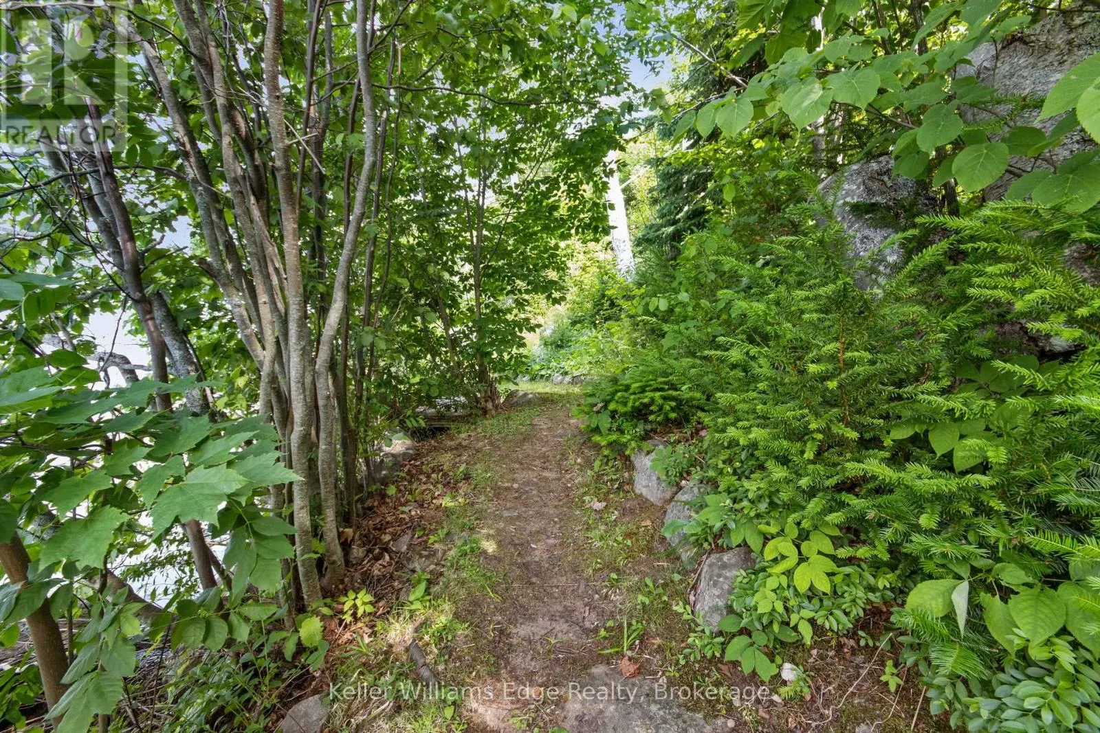 1128 KAMANISKEG LAKE ROAD