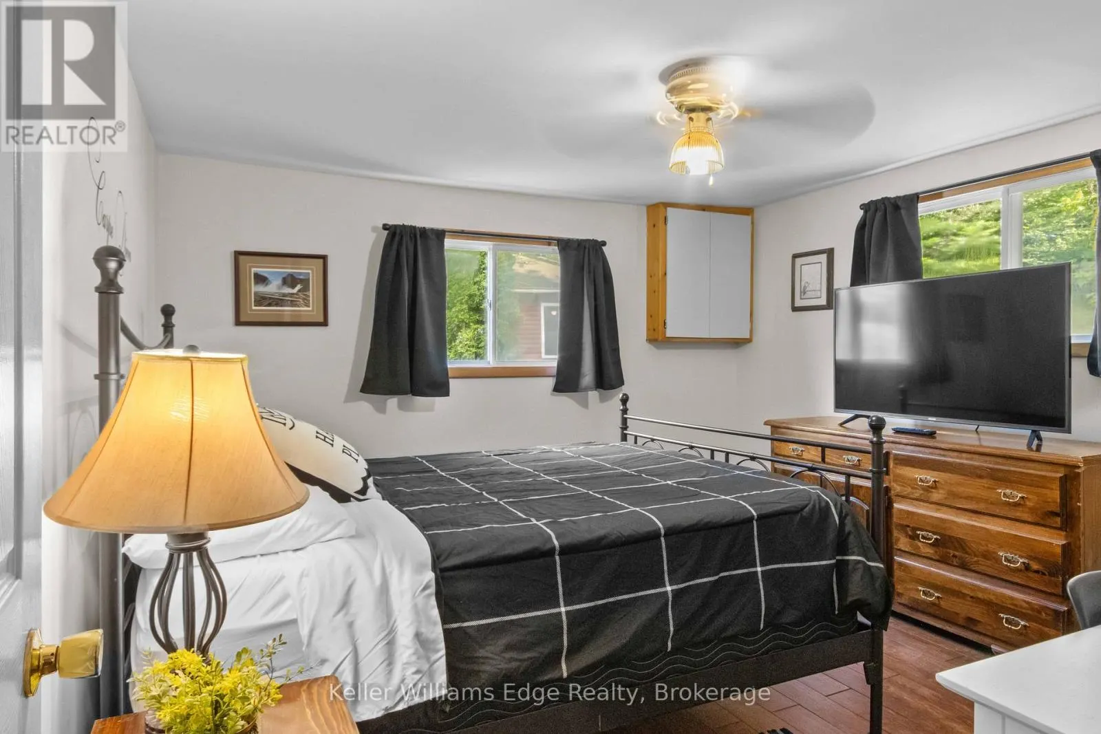 1128 KAMANISKEG LAKE ROAD