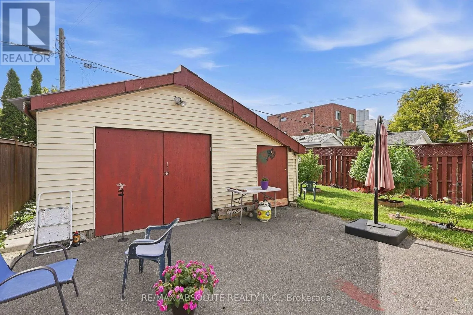 92 JOLLIET AVENUE