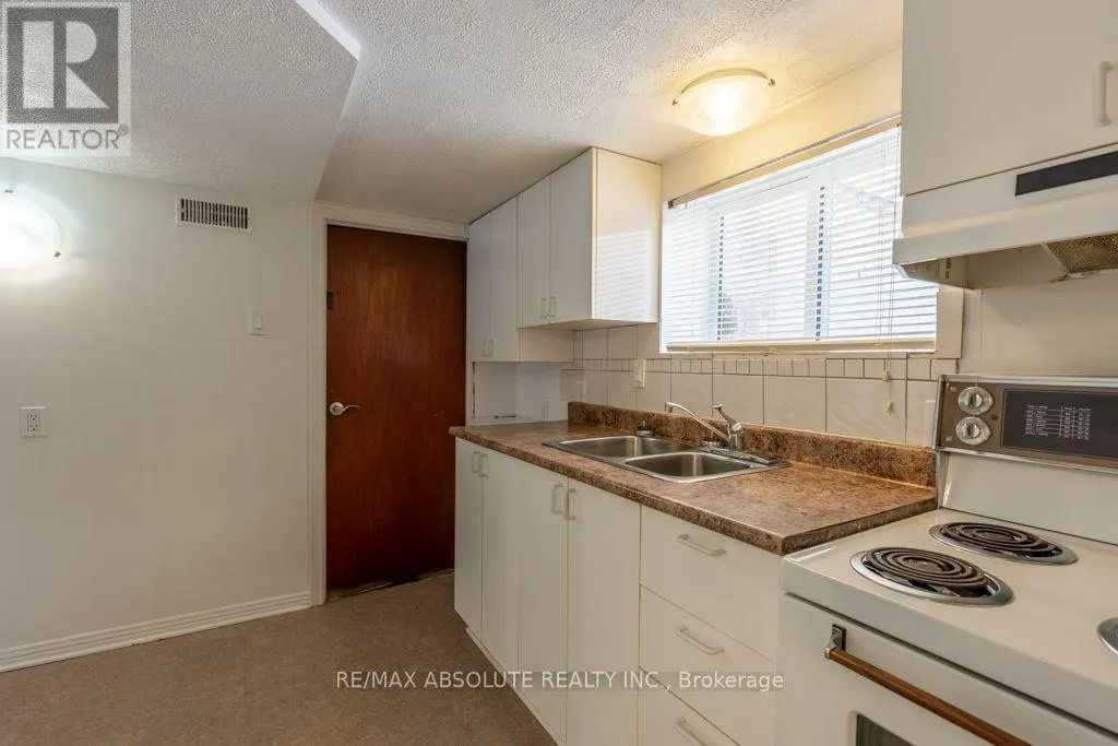 92 JOLLIET AVENUE