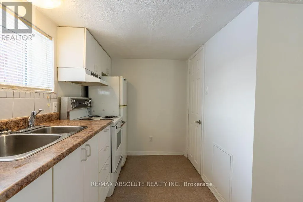 92 JOLLIET AVENUE