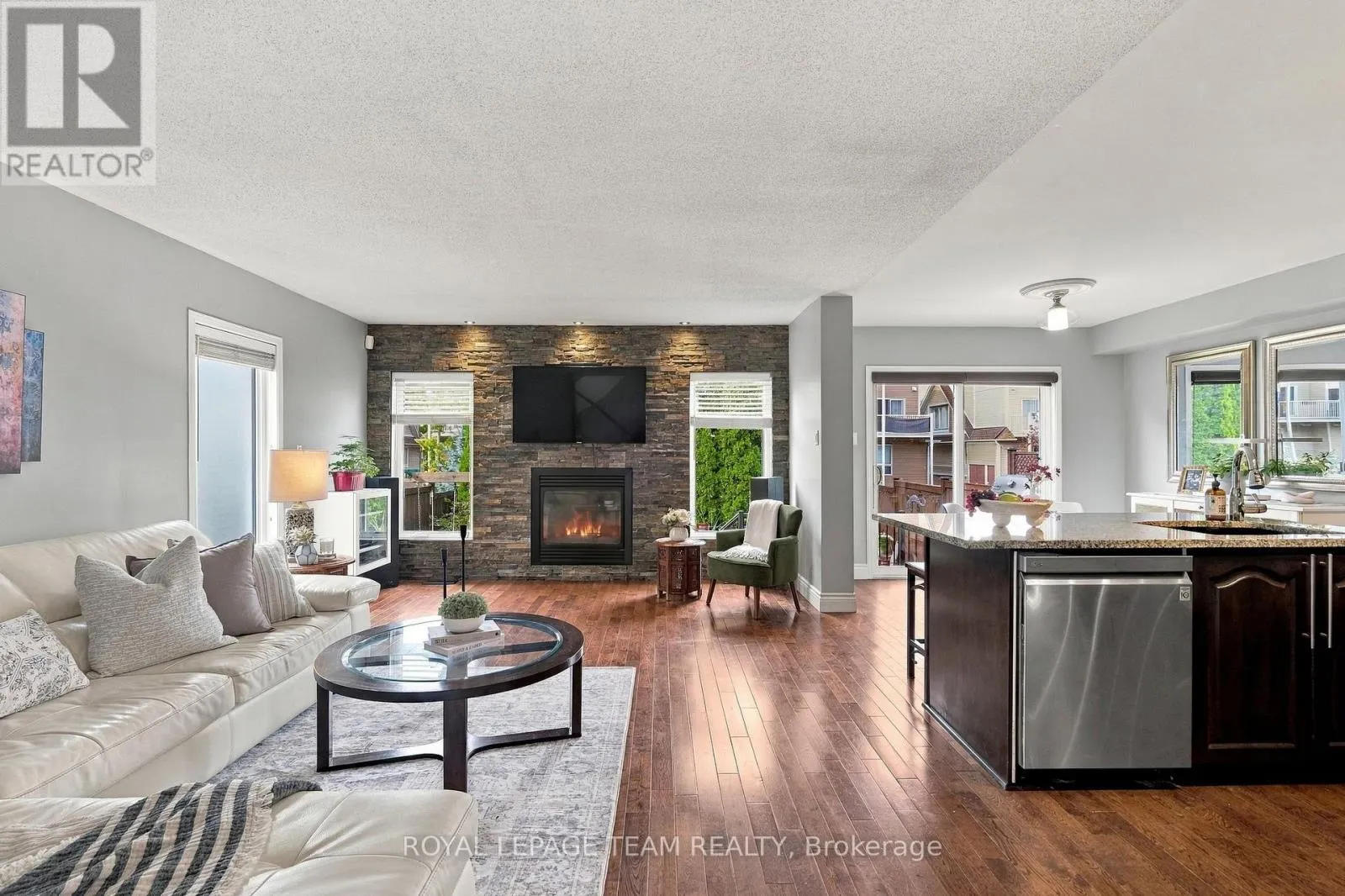 216 SORENTO STREET