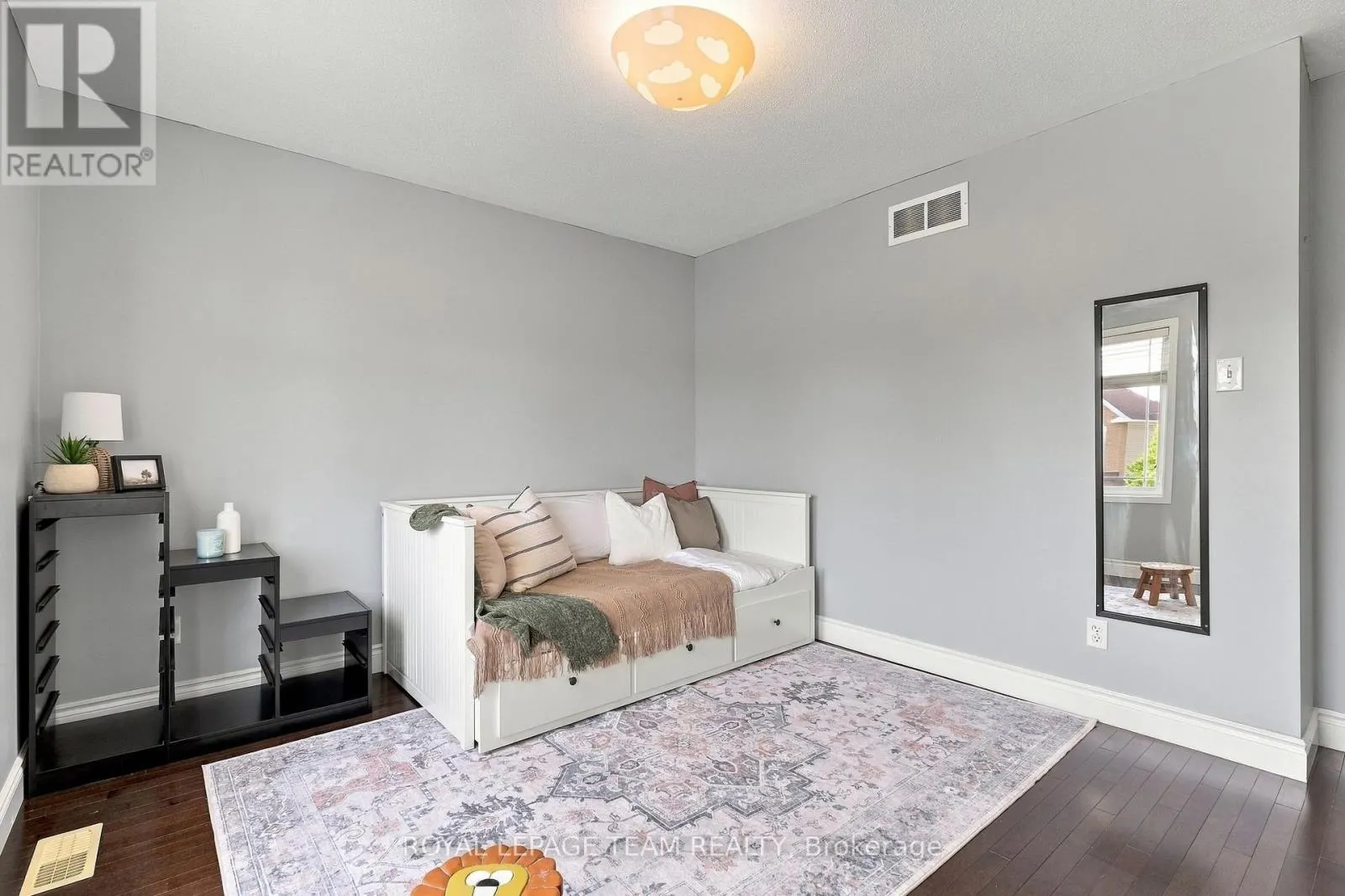216 SORENTO STREET