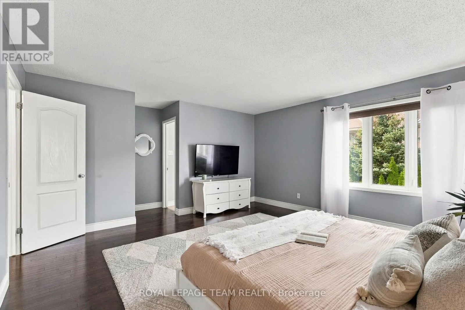 216 SORENTO STREET