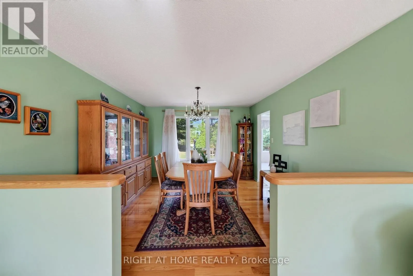 156 COOPER ROAD