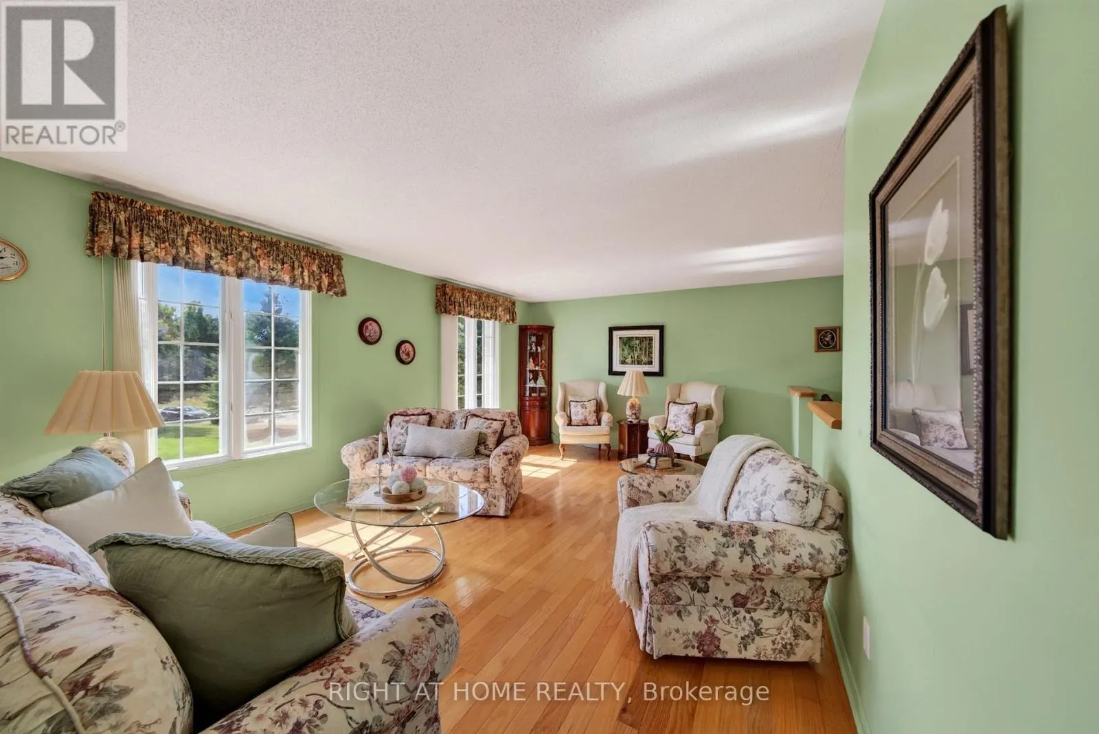 156 COOPER ROAD