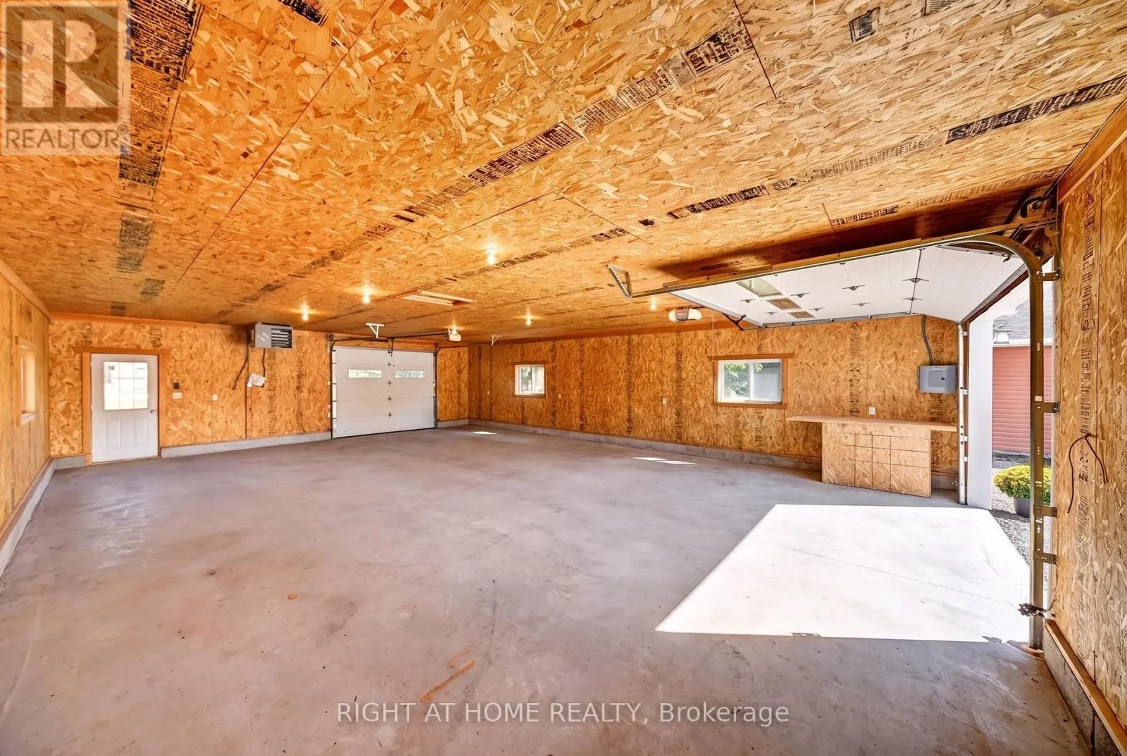 156 COOPER ROAD