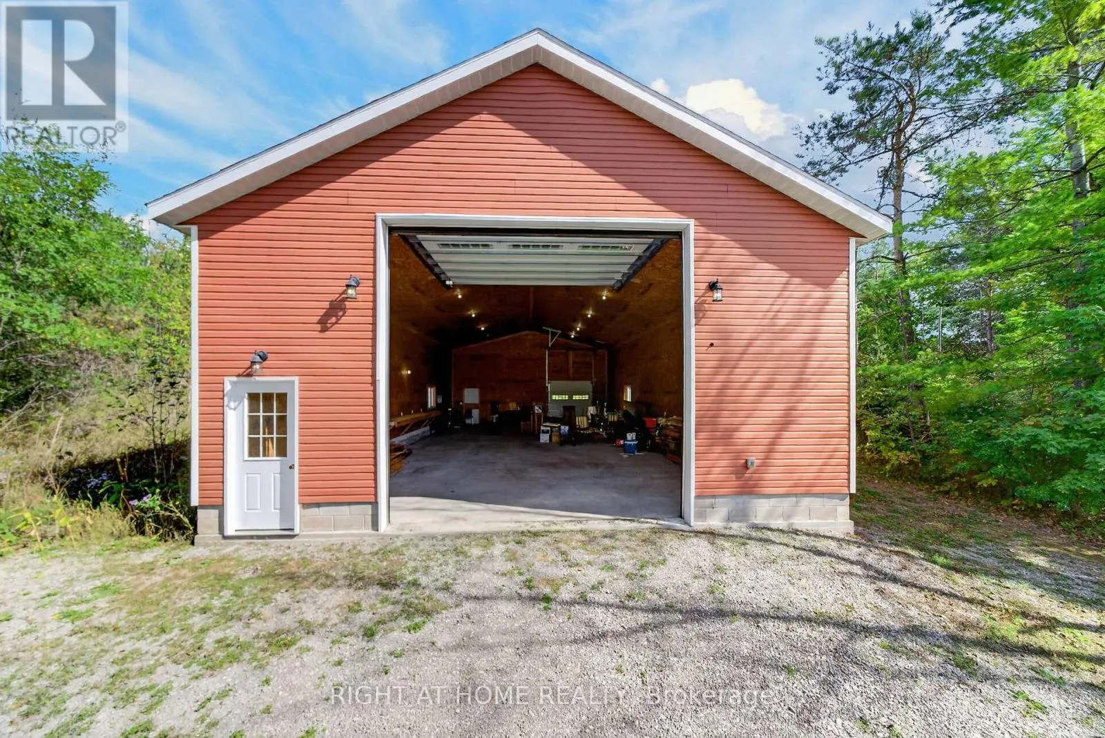 156 COOPER ROAD