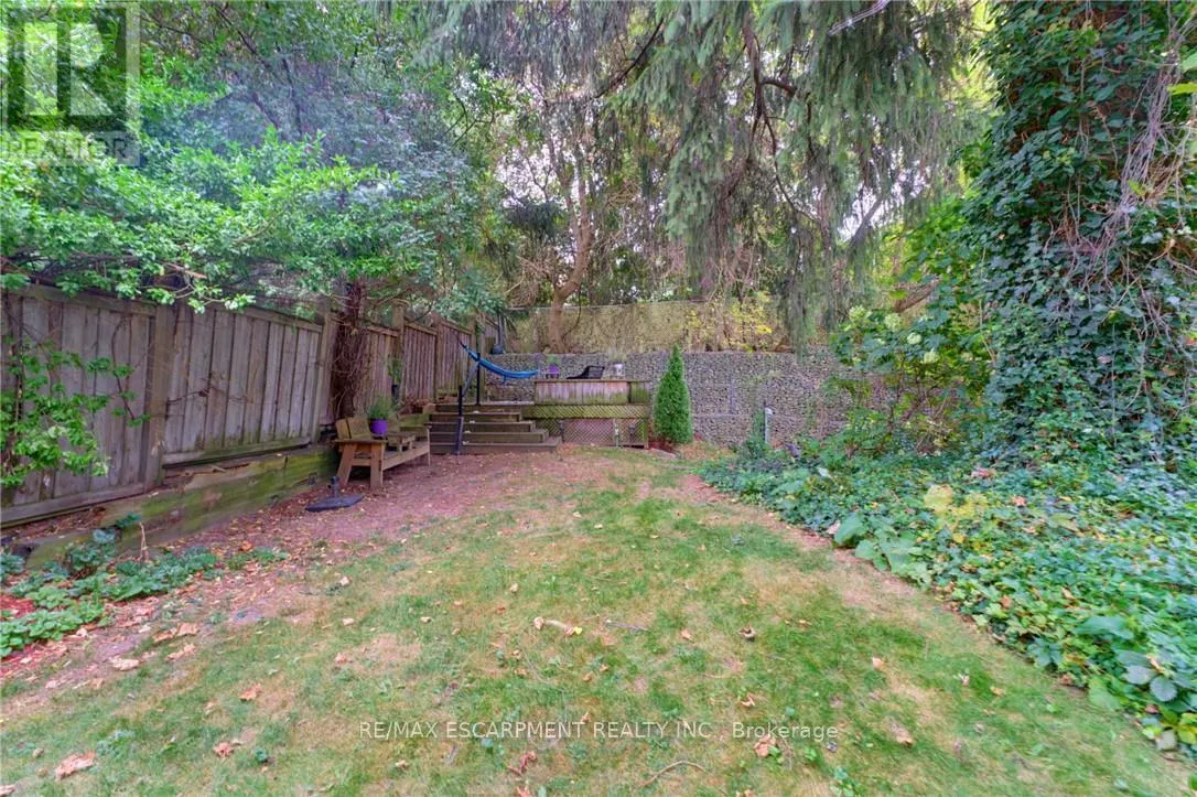 28 SEYMOUR DRIVE