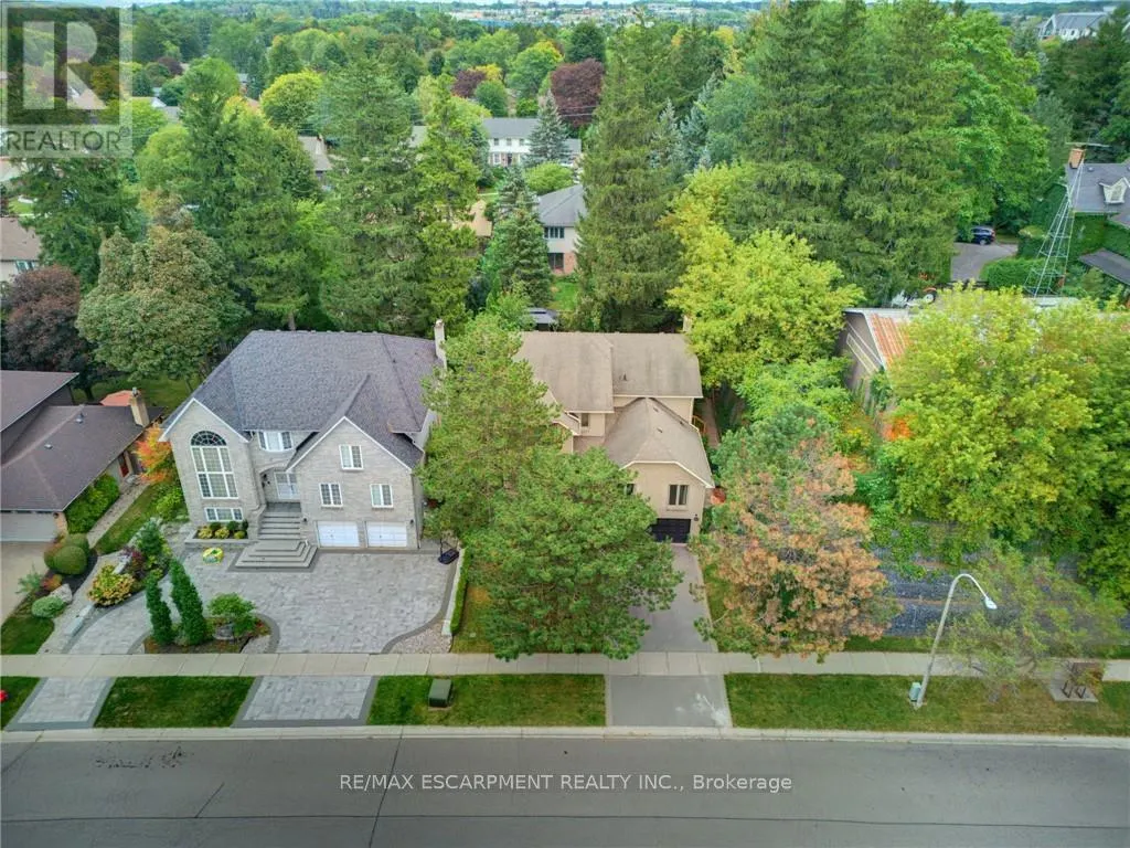 28 SEYMOUR DRIVE