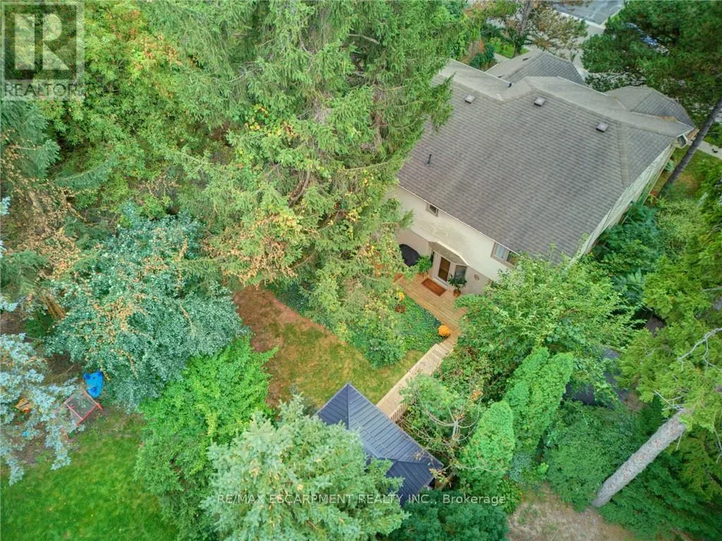 28 SEYMOUR DRIVE