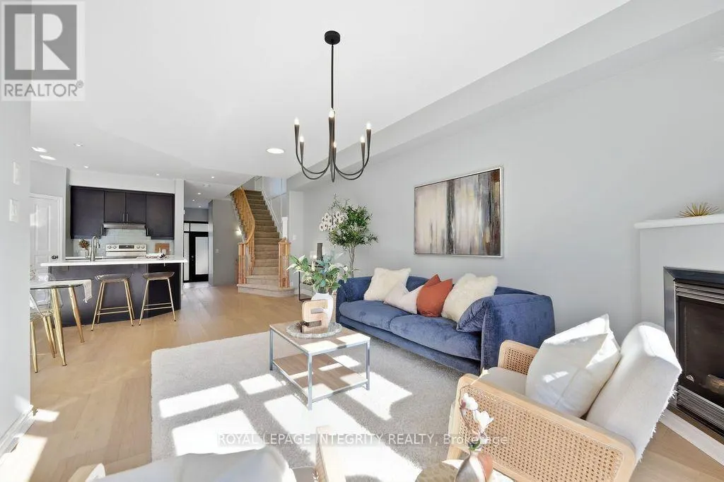 1014 OTTENBRITE CRESCENT