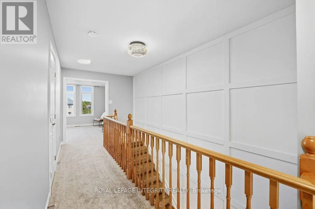 1014 OTTENBRITE CRESCENT