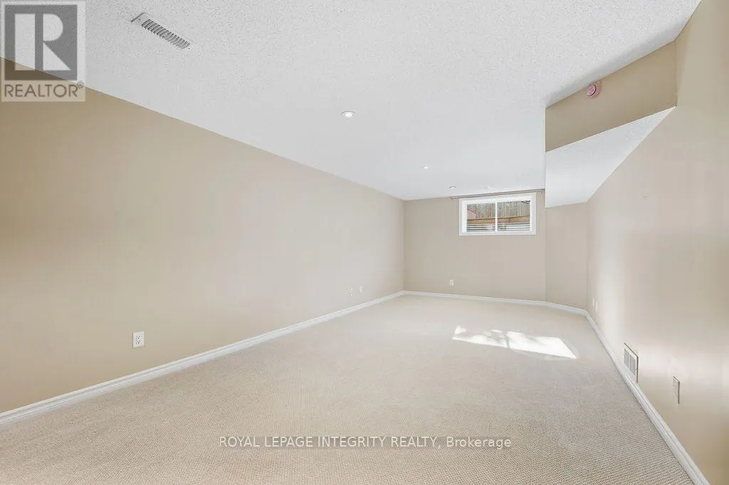 1014 OTTENBRITE CRESCENT