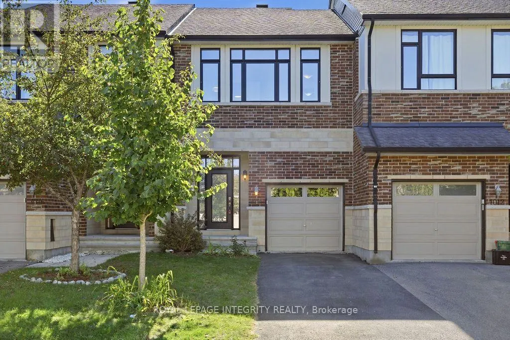 1014 OTTENBRITE CRESCENT