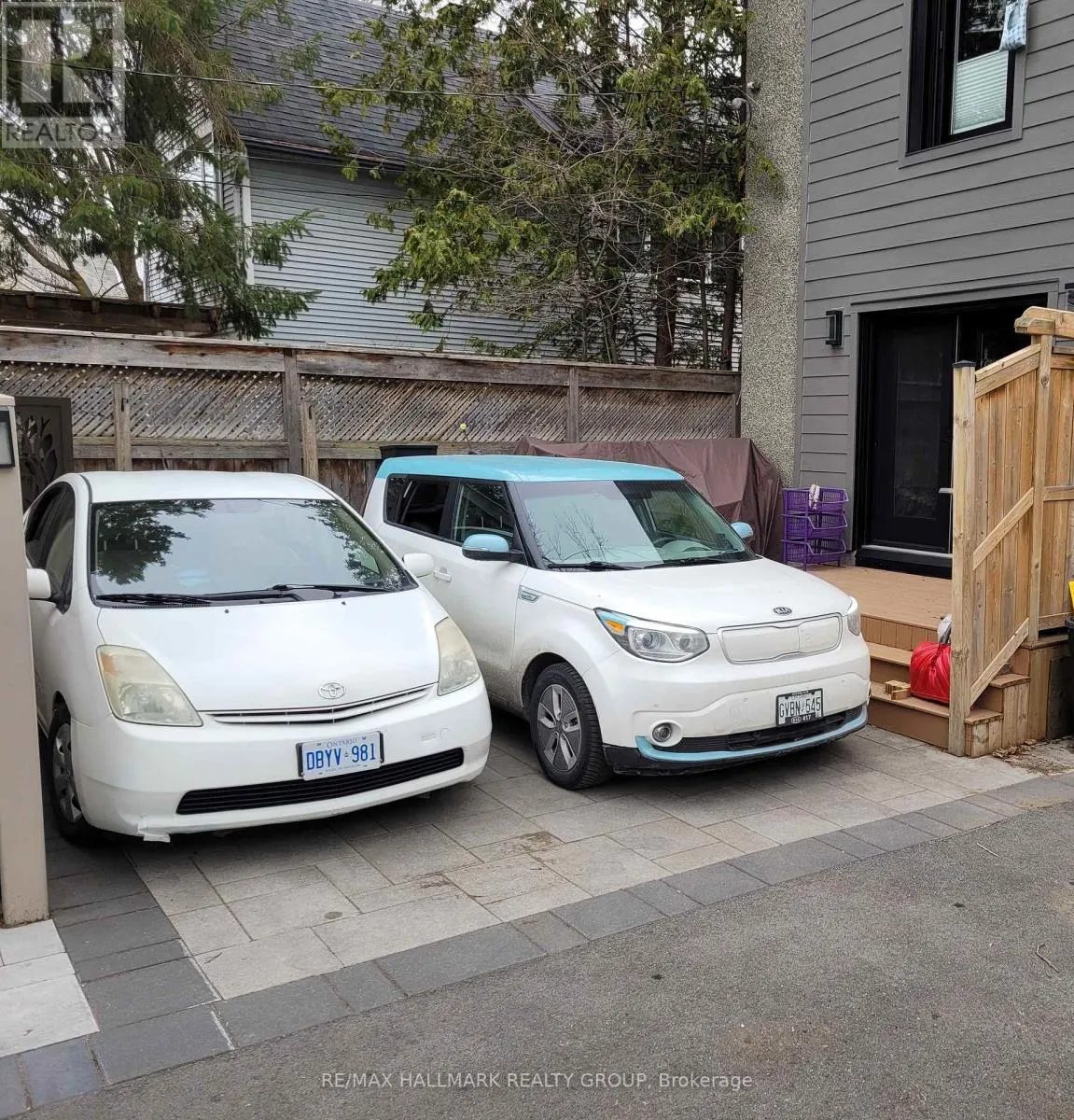24 MORRIS STREET