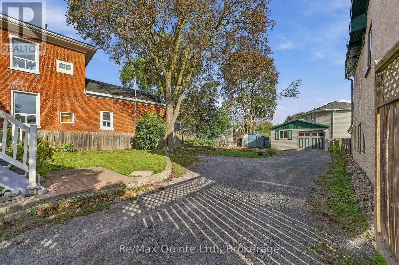170 MOIRA STREET W