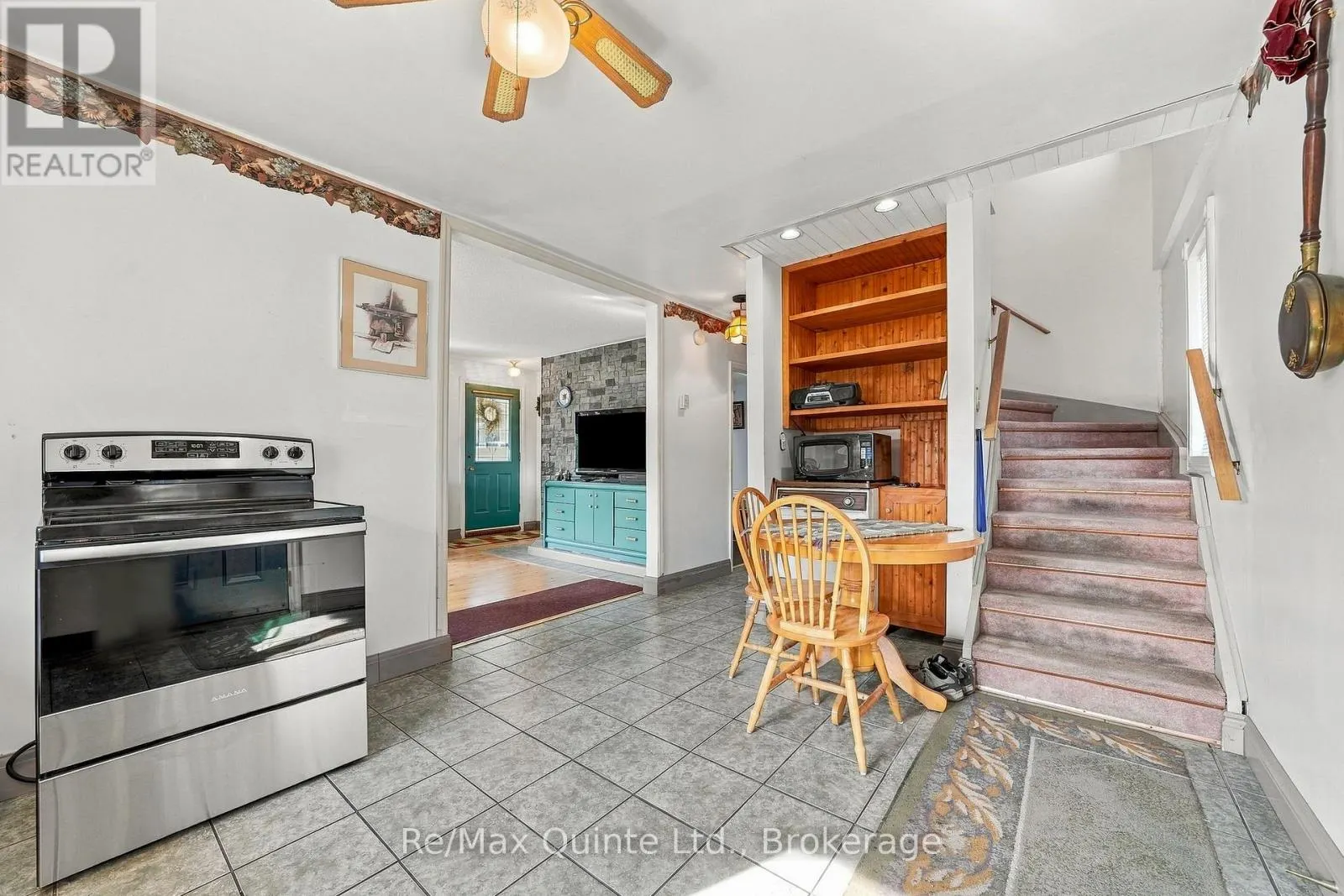 170 MOIRA STREET W