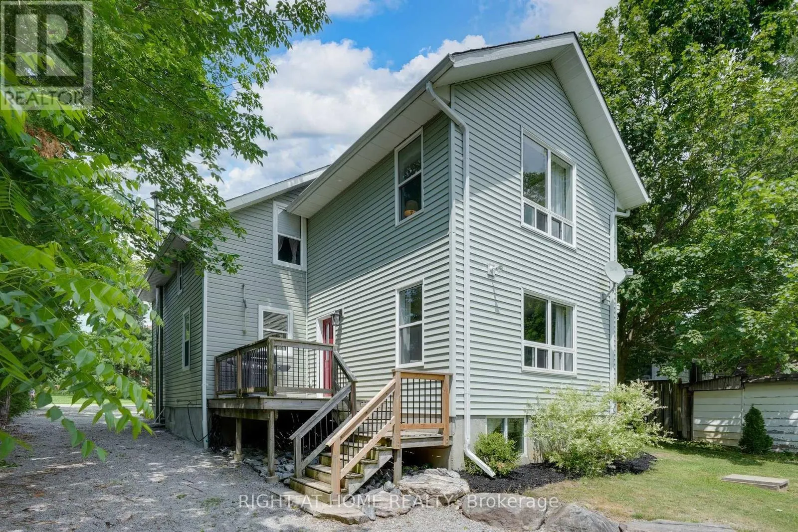 123 JOHN STREET