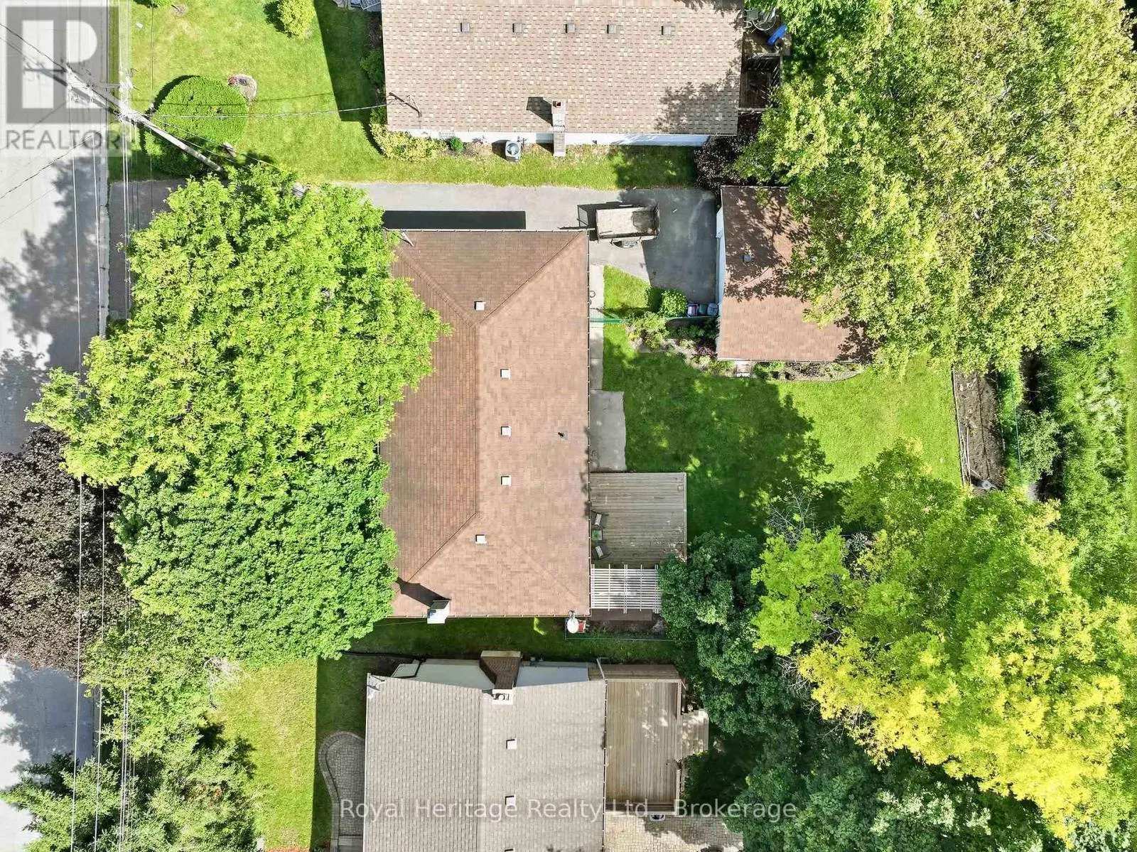 93 DIVISION STREET S
