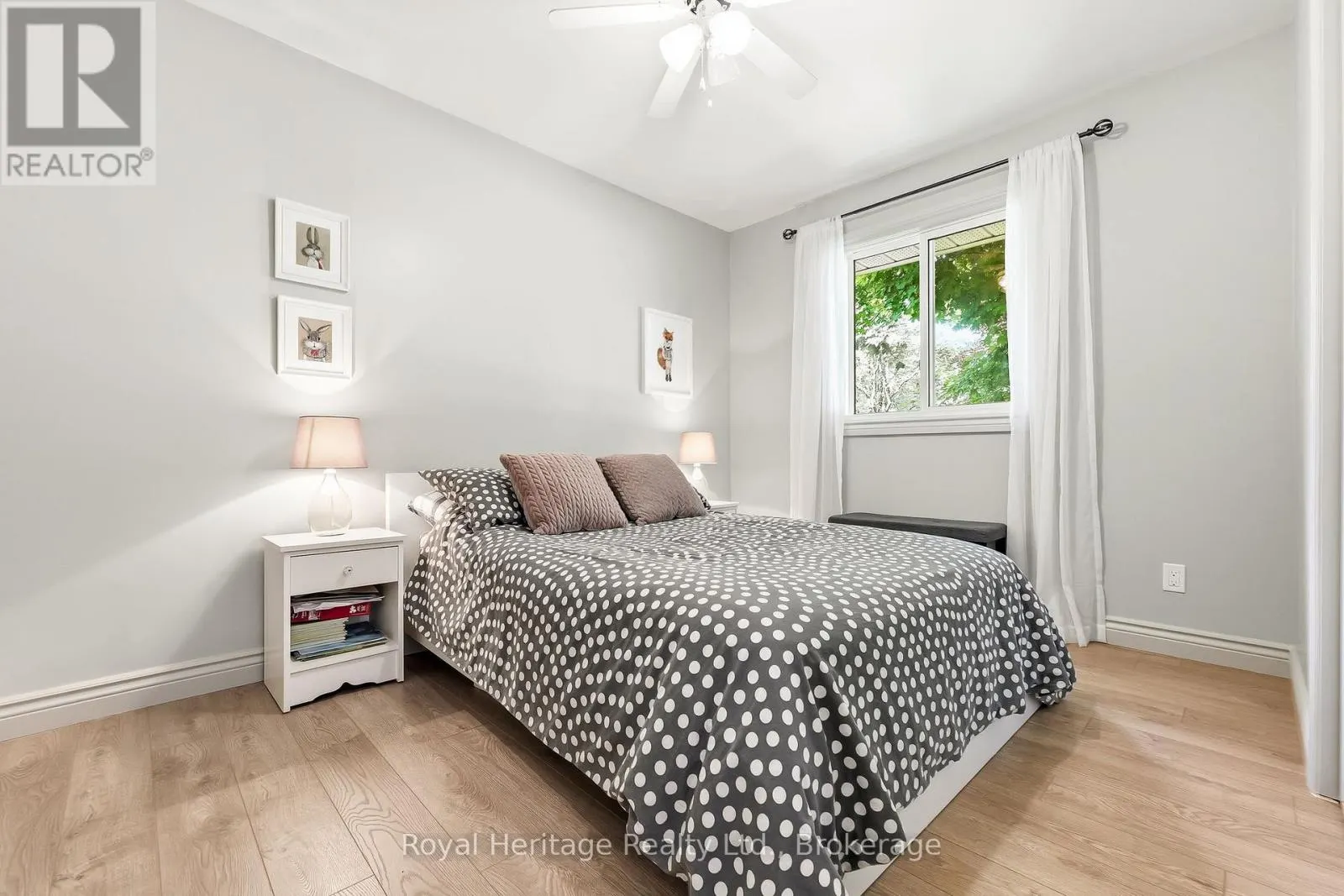 93 DIVISION STREET S