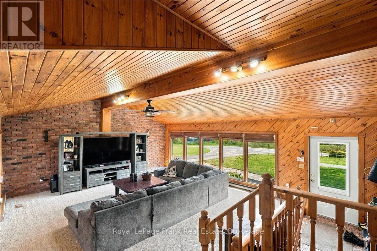 178 ROBLIN ROAD